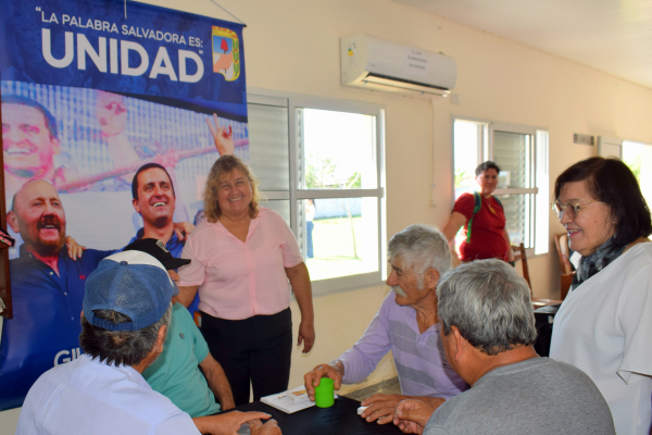 Gran agasajo en la Casa de la Solidaridad de Lucio V. Mansilla