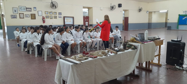 El Museo va a la Escuela
