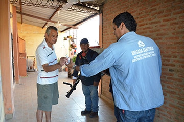 Hoy siguen las intensas actividades en el marco de la campaa contra el dengue.