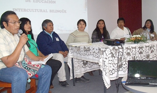 Amplia investigacin de la vieja grafa de las lenguas aborgenes de Formosa.