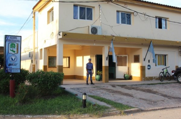 Barrio La Floresta:  Una discusi�n de pareja termin� cuando una mujer tom�  un arma de fuego y efectu� un disparo; no hubo lesionados