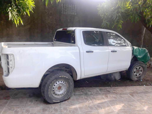 La Polica recuper una camioneta con pedido de  secuestro por robo en la provincia de Buenos Aires