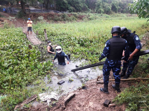 OPERATIVO DE FRONTERA EN CLORINDA: Se secuestraron mercaderas y cuatro personas fueron aprehendidas; uno de ellos oriundo de Nanawa