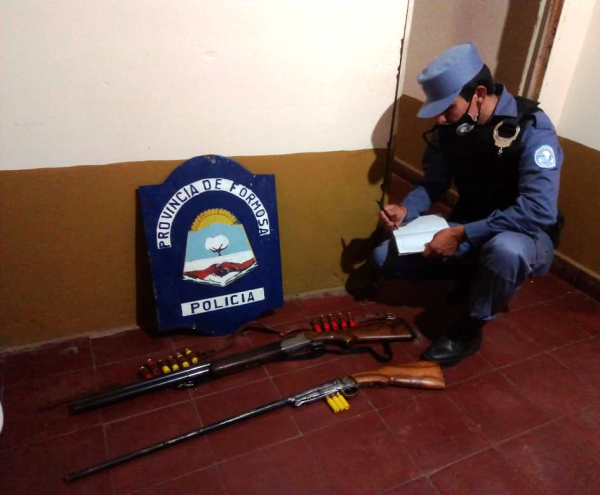 La Polica secuestr armas de fuego en poder de presuntos cazadores en el interior provincial.