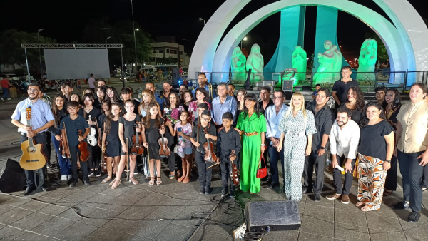 Celebracin de la Cantata Navidea y la Santa Misa en la Cruz del Norte