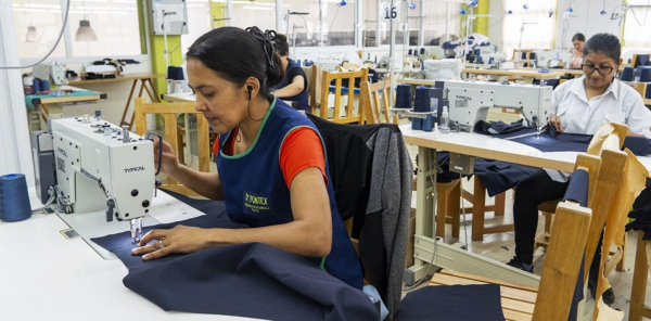 Impulsan el desarrollo textil con valor agregado y más de 36.000 indumentarias confeccionadas en mayo