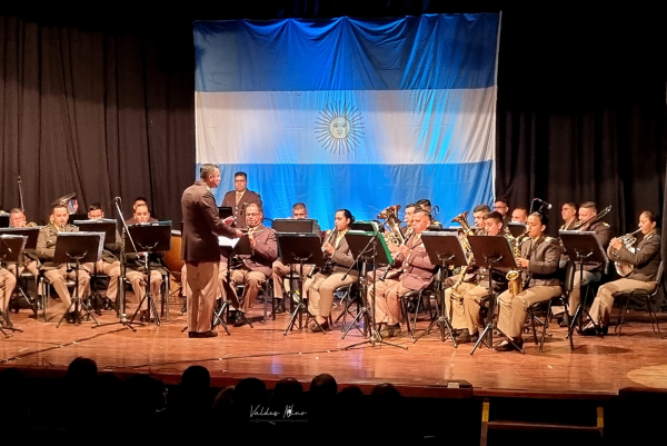 Velada Patriótica en el Teatro de la Ciudad