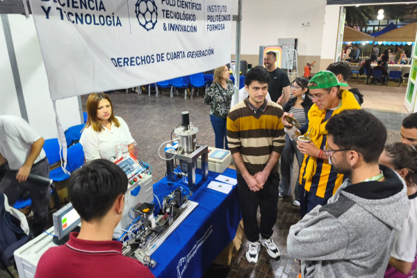 El Galpn G fue sede de una edicin distinta del Mercado Comunitario de Emprendedores