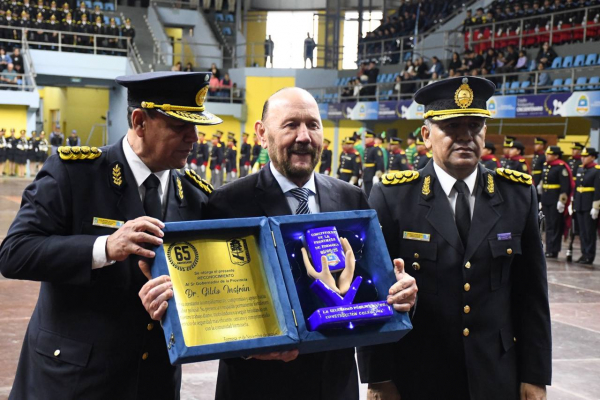 El Gobernador presidió el acto por el 65° aniversario de la Policía de Formosa