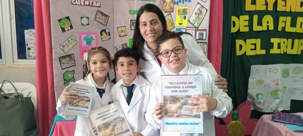 La Expo Lectura en Comunidad  en la EPEP N� 124  tuvo destacados trabajos del Nivel Primario