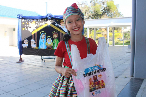 Como todos los a�os, el Gobierno de Formosa entreg� juguetes a los ni�os por el D�a de Reyes Magos