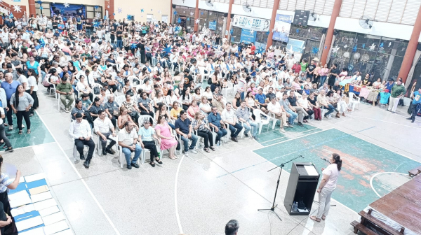 El vicegobernador Sol�s particip� de la entrega de Certificados de Capacitaciones Formosa