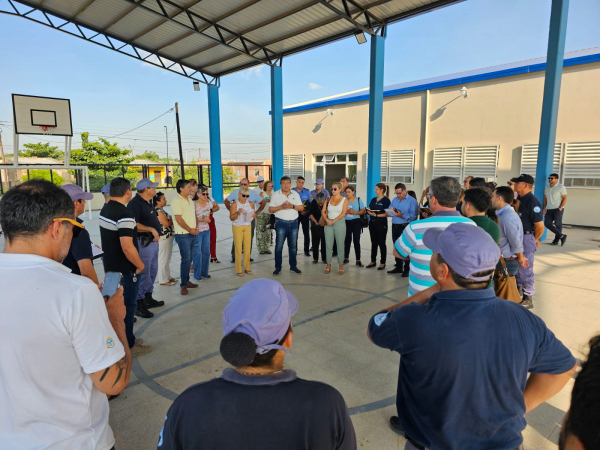 Vuelta a clases: Ar�oz anticip� que el Gobernador inaugurar� tres establecimientos educativos en Capital