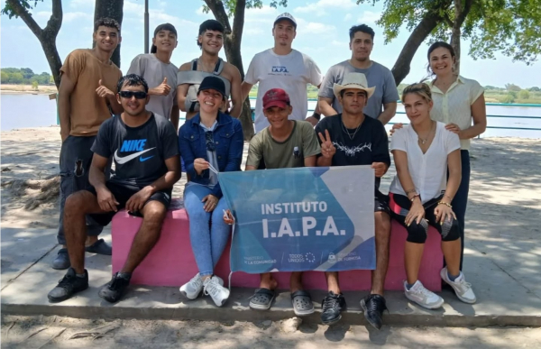 UNIDOS SOMOS MÁS FUERTES