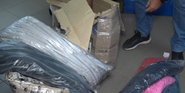 Naci�n envi� cajas con 1500 cierres de camperas a escuelas t�cnicas de Formosa