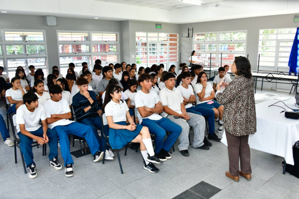 Un taller de reflexi�n del D�a Nacional de la Memoria por la Verdad y la Justicia se desarroll� en la EPES N� 91