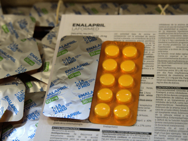 La Provincia garantiza medicamentos gratuitos para adultos mayores y fortalece el acceso a la salud