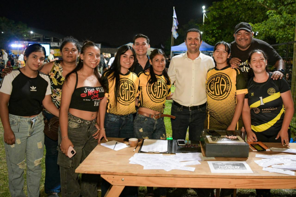 Con la presencia del vicegobernador Eber Solís, el barrio 2 de Abril celebró su aniversario