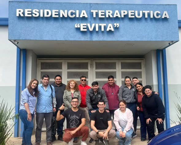 TRABAJO Y CAPACITACI�N PERMANENTE