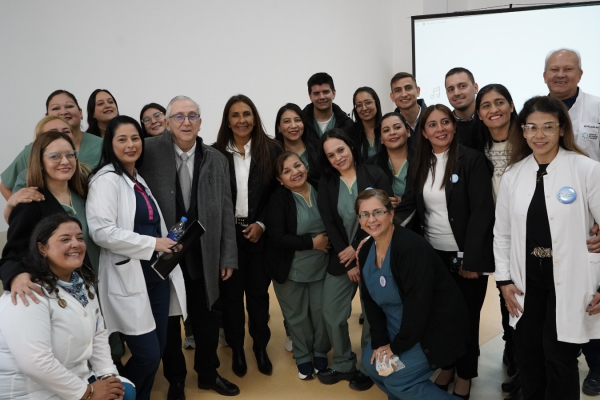 El Hospital de la Madre y la Mujer celebra su 1� aniversario de trabajo y avances incesantes al servicio de la poblaci�n