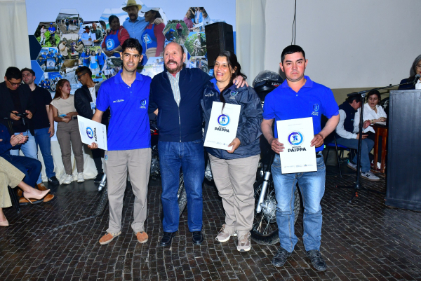 El gobernador Insfr�n presidi� el acto oficial por el 30� aniversario del PAIPPA