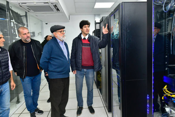 Alfabetizaci�n digital y soberan�a tecnol�gica: La estrategia del Centro de Inclusi�n Digital para el futuro