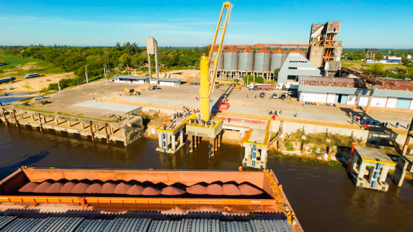 D�a hist�rico para la Biosider�rgica y el Puerto de Formosa: llegaron minerales de hierro para las pruebas de producci�n