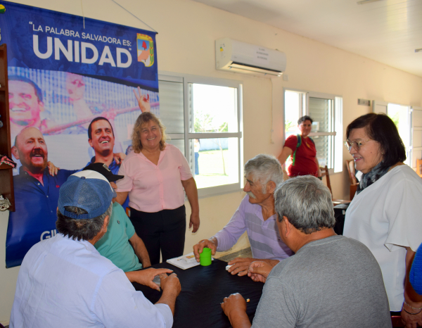Gran agasajo en la Casa de la Solidaridad de Lucio V. Mansilla