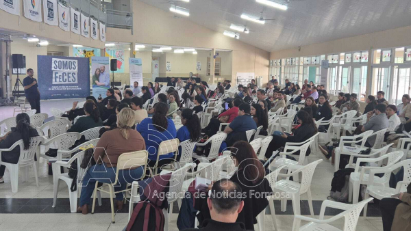 M�s de 140 colegios de la provincia participaron de la tercera edici�n del Parlamento Juvenil