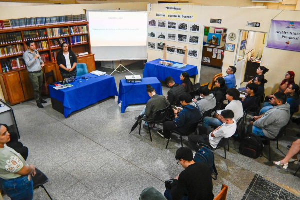 Conversatorio: Emplazaminto de Formosa y urbanización de las parcelas