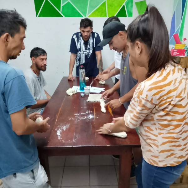 COMPARTIENDO SABERES