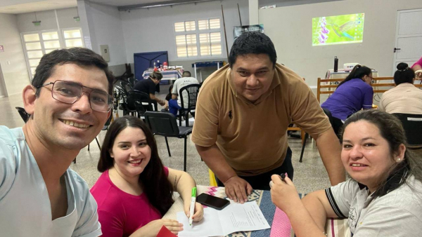 UNIENDO SABERES