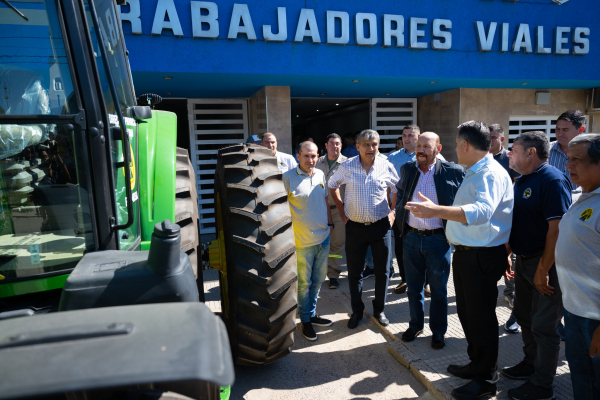 El gobernador Insfrn comparti un almuerzo con los trabajadores viales