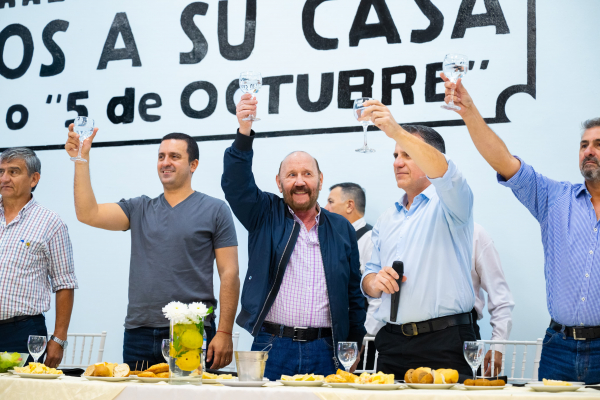 El gobernador Insfrn comparti un almuerzo con los trabajadores viales