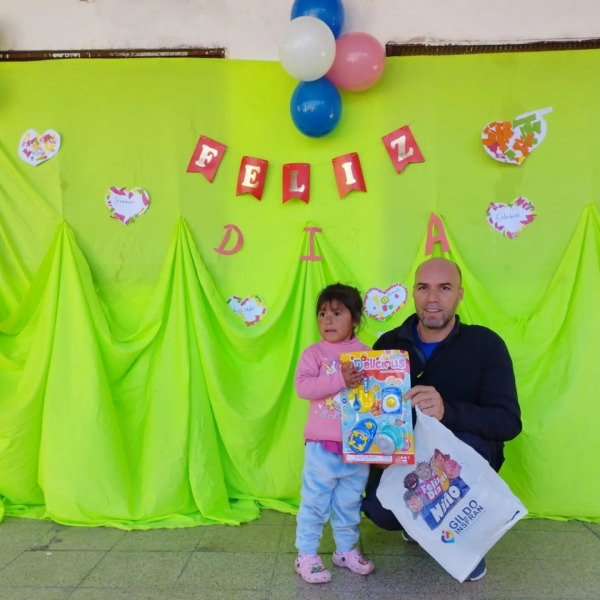 ENTREGA DE JUGUETES POR EL MES DE LAS INFANCIAS