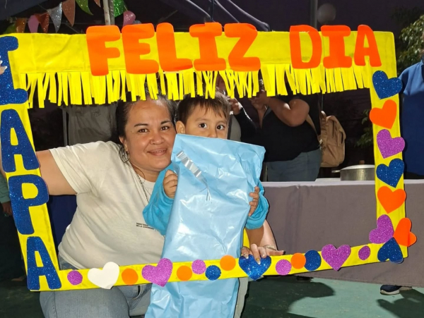 MES DE LAS INFANCIAS EN LA PLAZOLETA DEL BARRIO EVITA