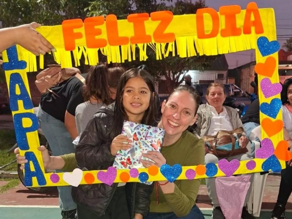 MES DE LAS INFANCIAS EN LA PLAZOLETA DEL BARRIO EVITA