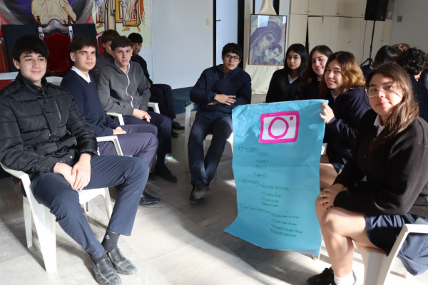 Línea 102 llevó adelante charla de concientización sobre riesgos en internet