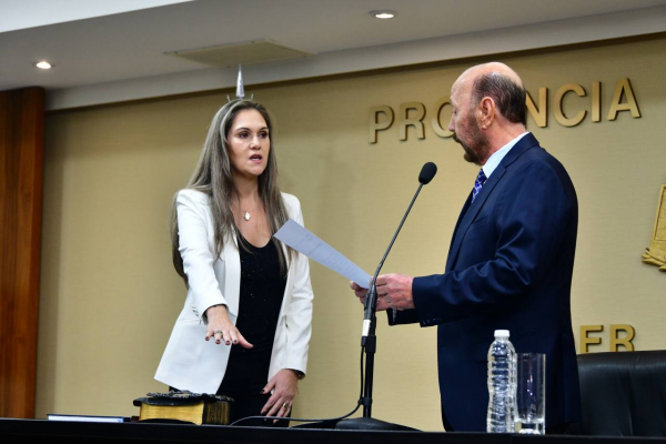 Insfr�n tom� juramento a la nueva Constituci�n Provincial a las autoridades del Poder Ejecutivo