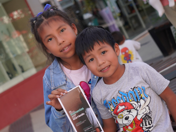 Con un stand institucional en la Peatonal, brindaron informaci�n para prevenir el abuso sexual en ni�os, ni�as y adolescentes