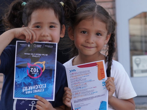 Con un stand institucional en la Peatonal, brindaron informaci�n para prevenir el abuso sexual en ni�os, ni�as y adolescentes