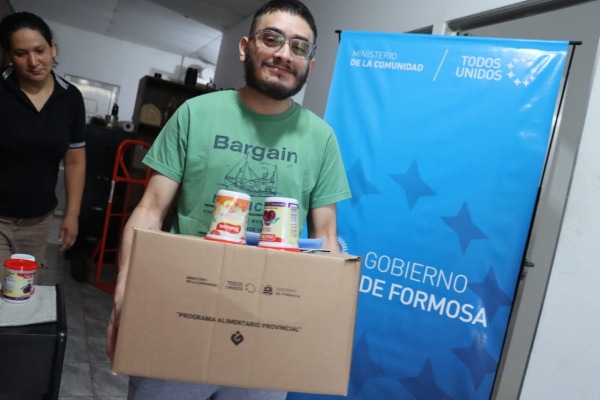 Inici� una nueva entrega de cajas alimentarias para personas con celiaqu�a