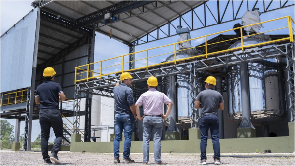 Empresa invierte en el Parque Industrial y posiciona a Formosa como pionera del NEA por su industria qu�mica con energ�a renovable