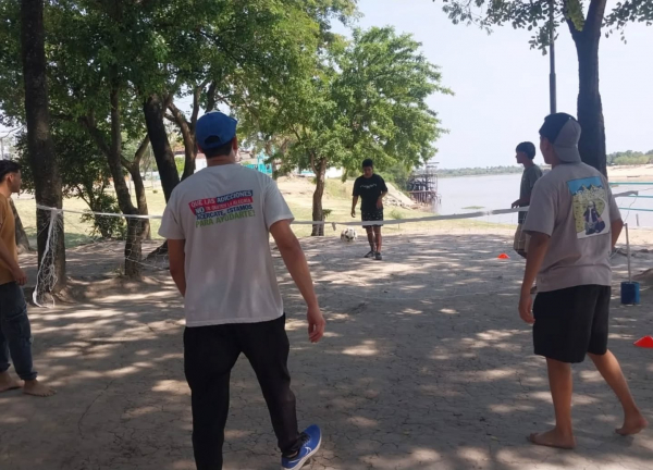 UNIDOS SOMOS MÁS FUERTES