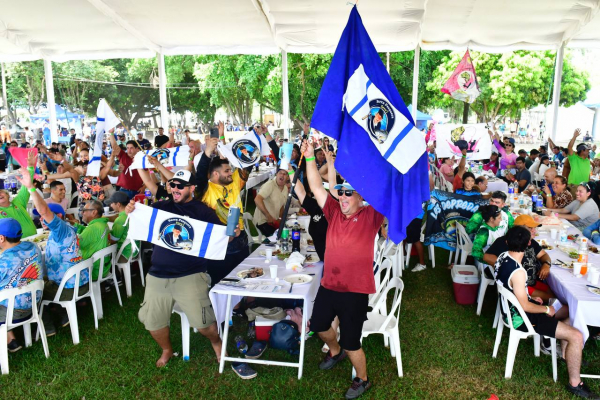 Pescadores de toda la región participaron de la exitosa Fiesta Nacional de la Corvina de Río