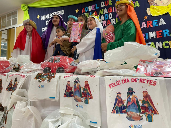 Comunidad: M�s de 2600 juguetes entregados en instituciones de cuidado especializado