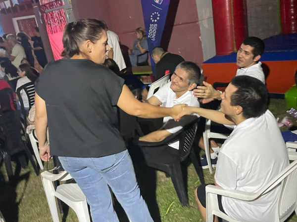 El Centro Ocupacional Inclusivo celebró su tercer aniversario con un gran fogón comunitario