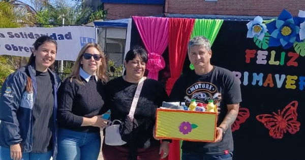 ENCUENTRO DE GENERACIONES: COMPARTIENDO MOMENTOS DE ALEGRÍA Y SABIDURÍA