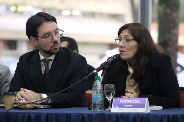 FORTALECIENDO ESTRATEGIAS PARA UN ABORDAJE INTEGRAL DE LOS CONSUMOS PROBLEM�TICOS