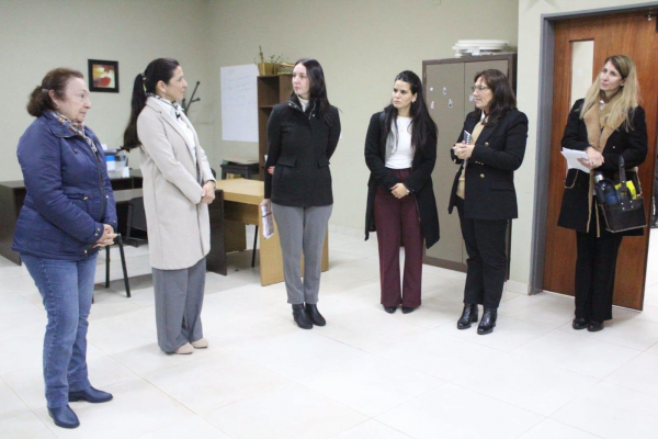 FORTALECIENDO ESTRATEGIAS PARA UN ABORDAJE INTEGRAL DE LOS CONSUMOS PROBLEM�TICOS